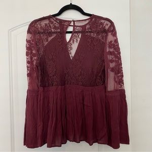 American Eagle Lace Blouse Size Medium